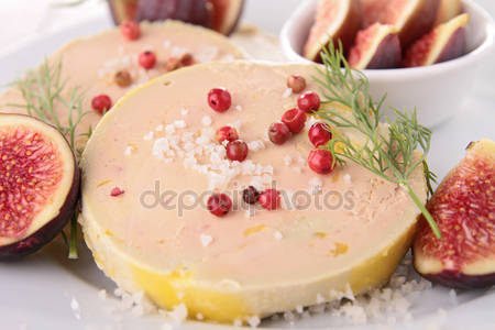 Foie gras with figs